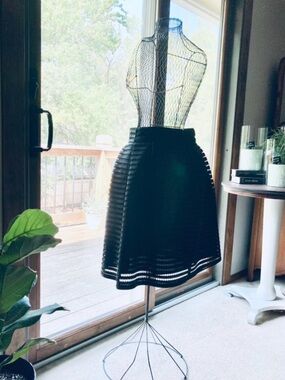 Soulmates Black A-Line Textured Skirt